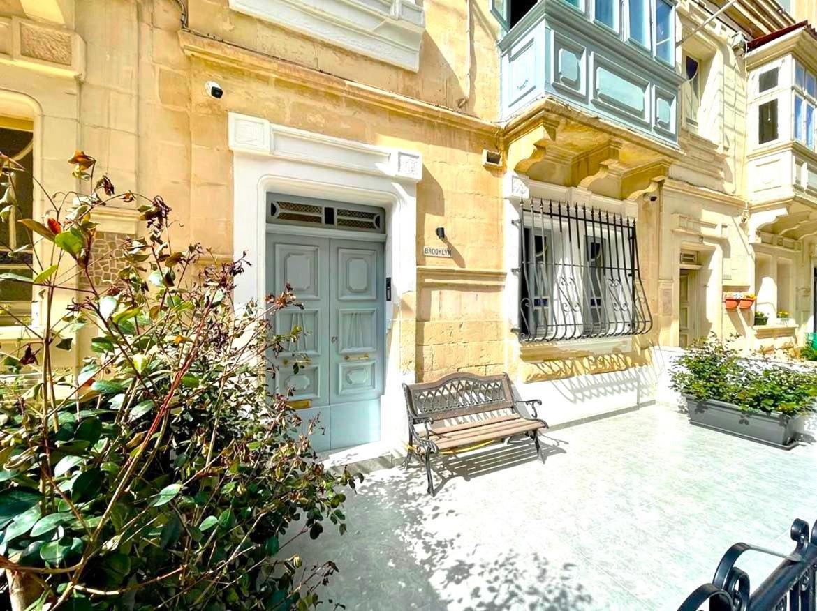 Brooklyn Apartments Sliema Esterno foto